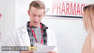 Brazzers - Danny D Stumbles Upon A Bombshell Kiki Minaj Who Bent Over And Is Ready To Do Anything