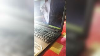 I masturbate seeing myself inside a sex tape as they put it on me