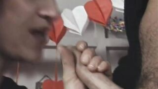 Dirty lovers has steamy sex into living room while setting up