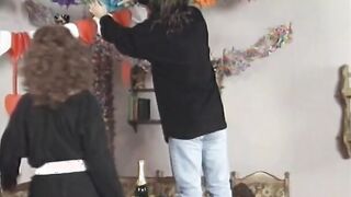 Dirty lovers has steamy sex into living room while setting up