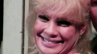 Blonde plays 50s style housewife giving sensational bj