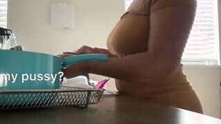 Maid washing dishes to her masturbating boss