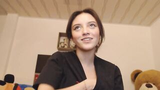 Colombian celeb wants to make you rough with her adorable body