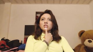 Goddess bimbos with virgin face feels very Beauty and shows it to