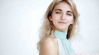 SUPERBE - Blonde Compilation! Models Performance Off Their Bodies