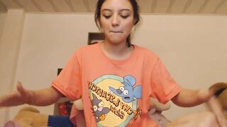 Colombian geek and otaku cunt with mouth has a spectacular little body