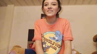 Cutie Colombian otaku Angela has a dreamy butt and is ready fo