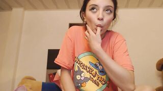 Cutie Colombian otaku Angela has a dreamy butt and is ready fo