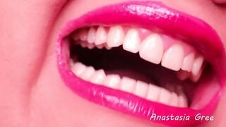 Very sharp natural teeth # 8 star Anastasia Gree