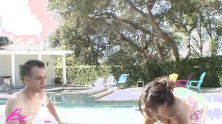 Spanisches Au Pair wird von Gastvater AO gefickt und besamt