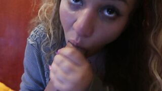 women bj a vibrator while smoke a cigarrete