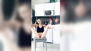 sexy 18 Mencia Francis On Kitchen Masturbation On Web Cam