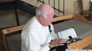 Slender teenagers bangs older man into cowgirl showing off