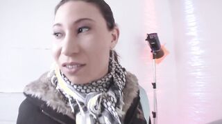 Pissende Jenny im studio