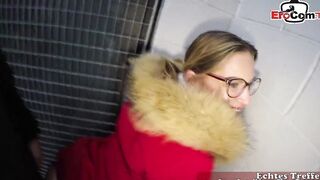 GERMAN AMATEUR SEXDATE INTO OUTSIDE pov WITH GLASSES mom