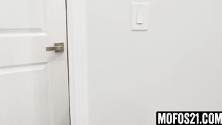 I Catch My Brother's Lover Masturbating Into The Shower - MOFOS21