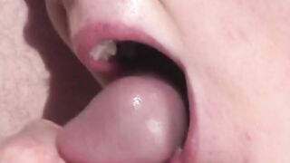 College Women offers all her holes for double fucking