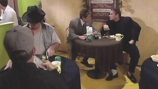Curvy brunet gets juicy twat fuck while licking cunt