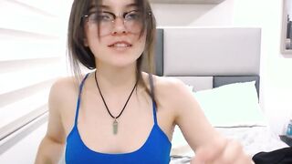 Goddess 19 yo live streams her pale otaku cunt with mouth body with pierced