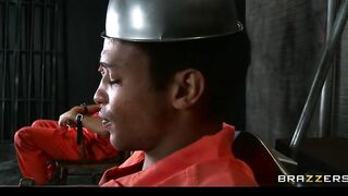 2 Death Row Inmates got 1 last Three-Way with Krissy Lynn