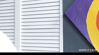 Cutie Sorority Sister Catches a Peeping Tom inside her Dormroom