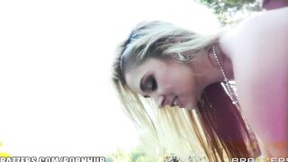 Slutty Huge-butt Blonde Sarah Vandella Oils up for Hard Anal