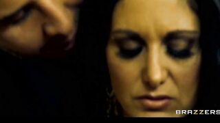 Vulgar Wifey Ava Addams Fucks 2 Huge-cocks into Front of her Hubby