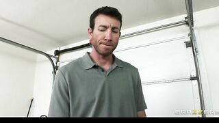 Huge-boobed Kinky-cop Courtney Cummz is Fucked 