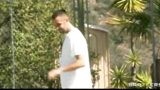 Hot Ball-chick Jennifer Dark Ride Long-cock on the Tennis Court