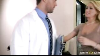 Cutie Long-tit Blonde milf Wifey Hoe Fucks Doctor's Long Cock into Clinic