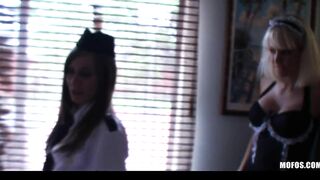 Goddess young college 19 yo have an group sex before babe h