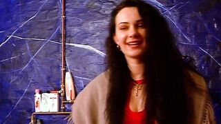 Schuechterne Julia Startet mit der Dusche