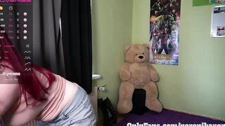 Great youtube hot dressed dancing inside stream