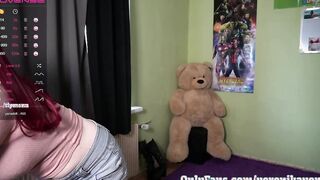 Great youtube hot dressed dancing inside stream