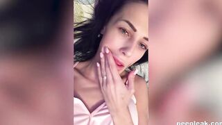 Long booty twat lips