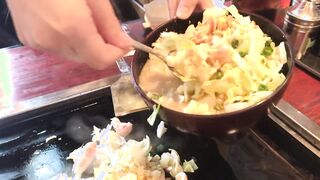 ハメ撮り スレンダー美ボディのドM女子校生とハメ撮り。脚もくっそ長くてお尻もまんまるでエロすぎる。イラマチオで責めに責めて何度もデカチンで喉奥をホールド。 https://bit.ly/3B0K9s7