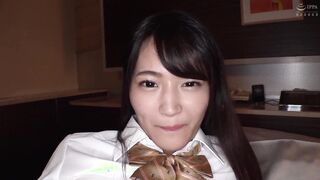 ハメ撮り スレンダー美ボディのドM女子校生とハメ撮り。脚もくっそ長くてお尻もまんまるでエロすぎる。イラマチオで責めに責めて何度もデカチンで喉奥をホールド。 https://bit.ly/3B0K9s7