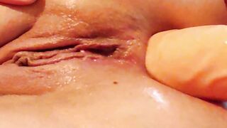 Close-up Anal MILF