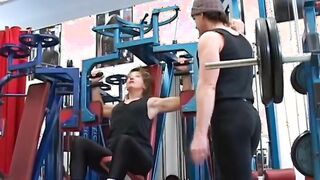 Turned On thot at the gym tries to seduce her coach