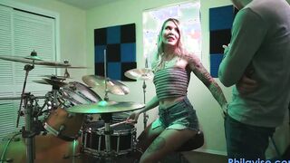 PHILAVISE – My first drum lesson