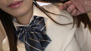 おしとやか系JK 清楚で優等生タイプの娘。 体操部の色白制服女子と放課後ハメ撮り。濡れ濡れで簡単に入ると思いきや穴がきっつきつなマンコがエロい。　https://bit.ly/3Lmiu9K