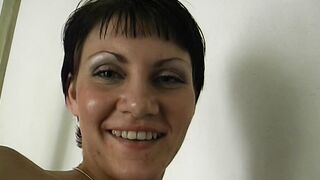 Das Nudelholz into der Fotze