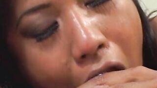 Young chinese Bae give a incredible sexy blow job while finger fucked her soak twat