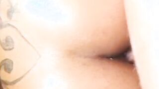 Young chinese Bae give a incredible sexy blow job while finger fucked her soak twat