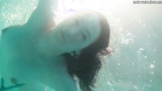 Real life mermaid Rusalka babe Cutie underwater