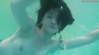 Real life mermaid Rusalka babe Cutie underwater