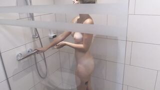 19 year mature teenager is deflowered