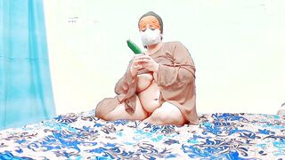 Paki Huge Jugs Mom Mastrubation Into Hijab