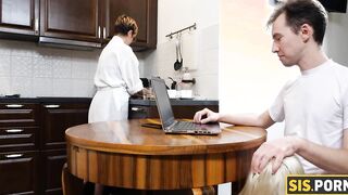 SISPORN. Boring dinner ends for blonde and her stepbro with awesome sex