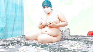 Beautifull Queen Performance Long Melons into Niqab